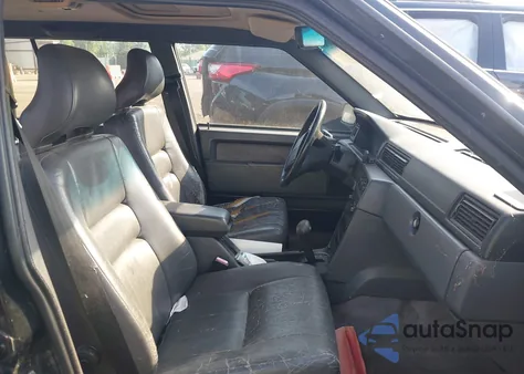 1993 Volvo 940 z USA, uszkodzony, nr VIN YV1JW8706P3089261